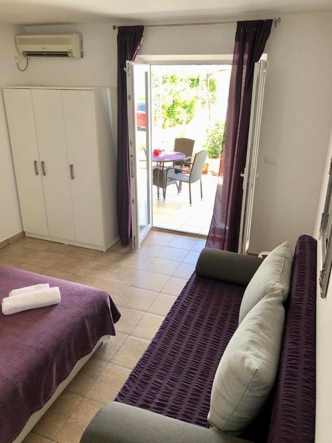 Apartmani “Kresimir” Omis Luaran gambar