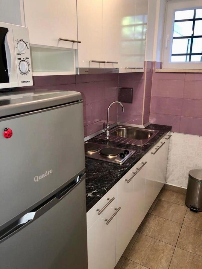 Apartmani “Kresimir” Omis Luaran gambar