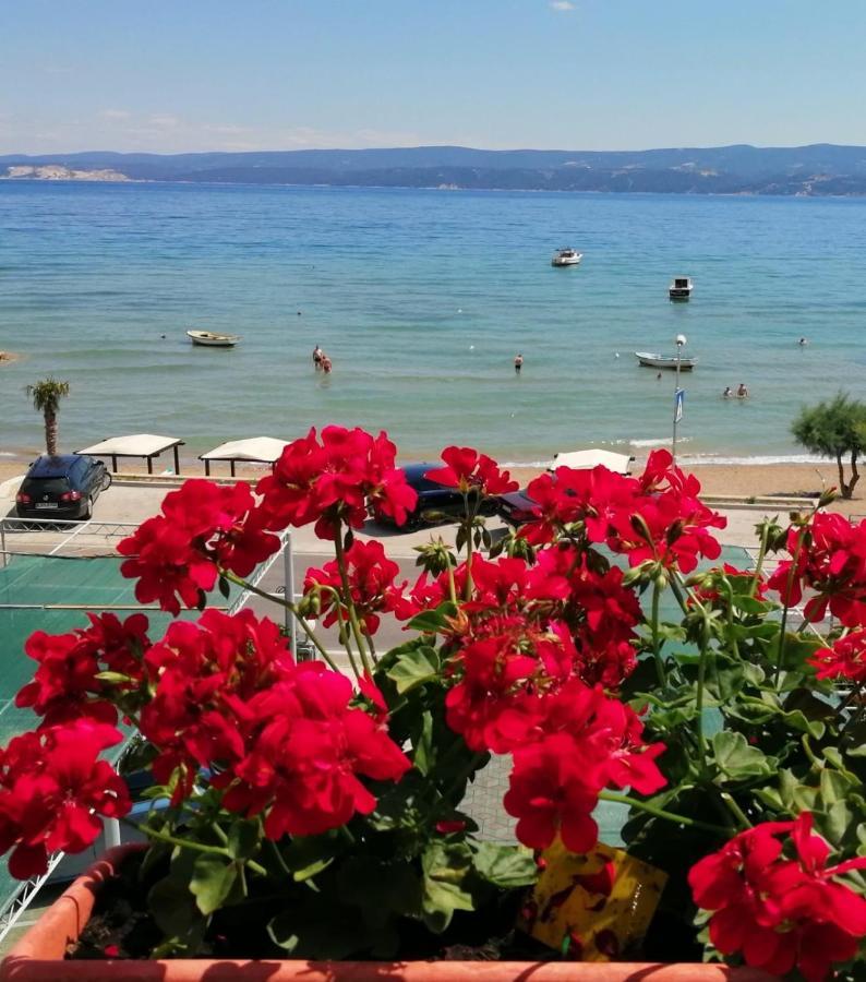 Apartmani “Kresimir” Omis Luaran gambar