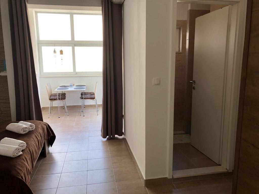Apartmani “Kresimir” Omis Luaran gambar