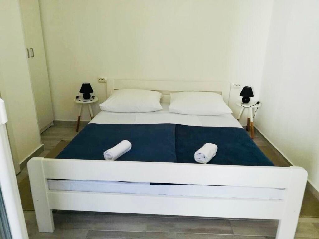 Apartmani “Kresimir” Omis Luaran gambar