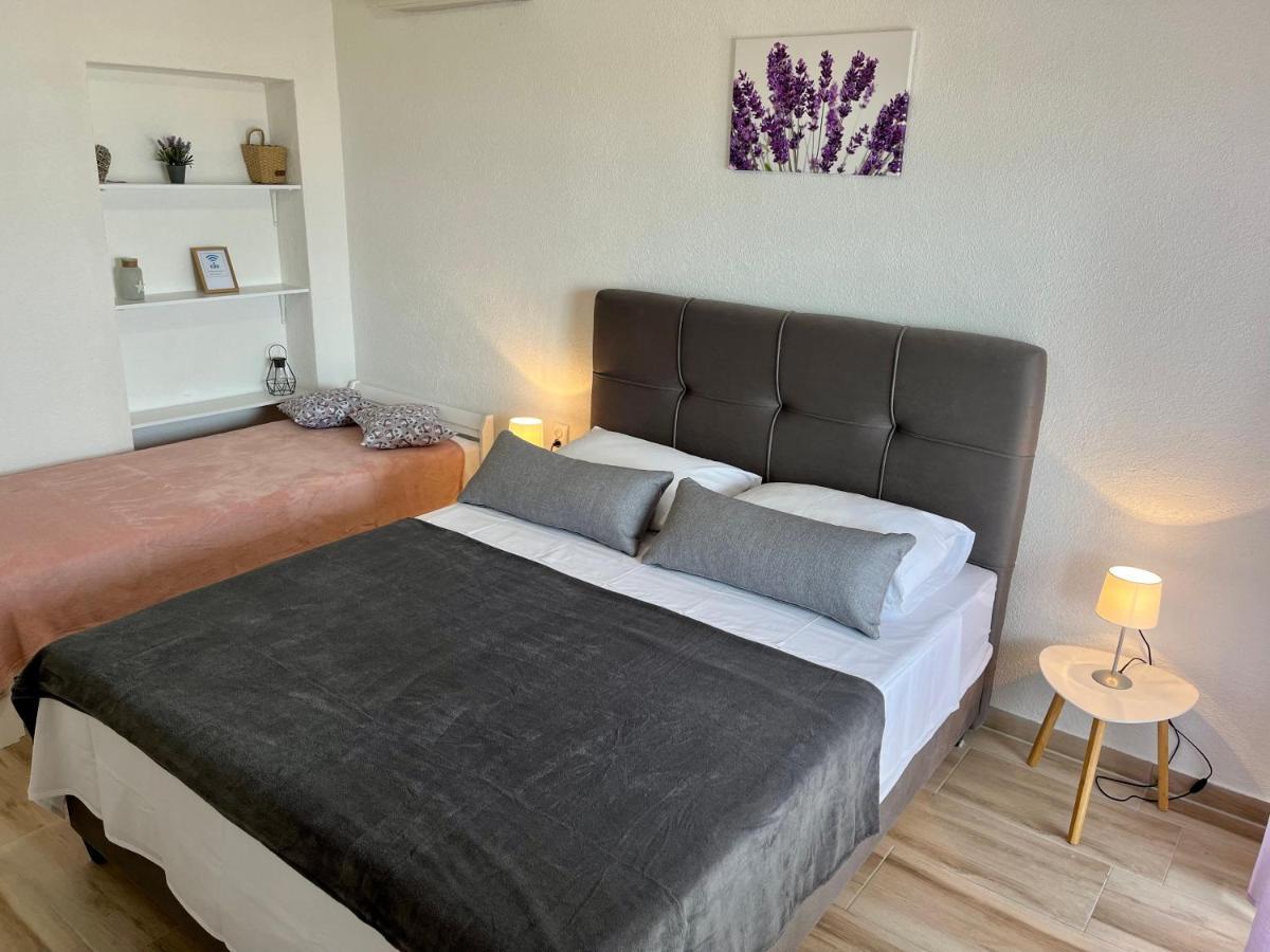 Apartmani “Kresimir” Omis Luaran gambar
