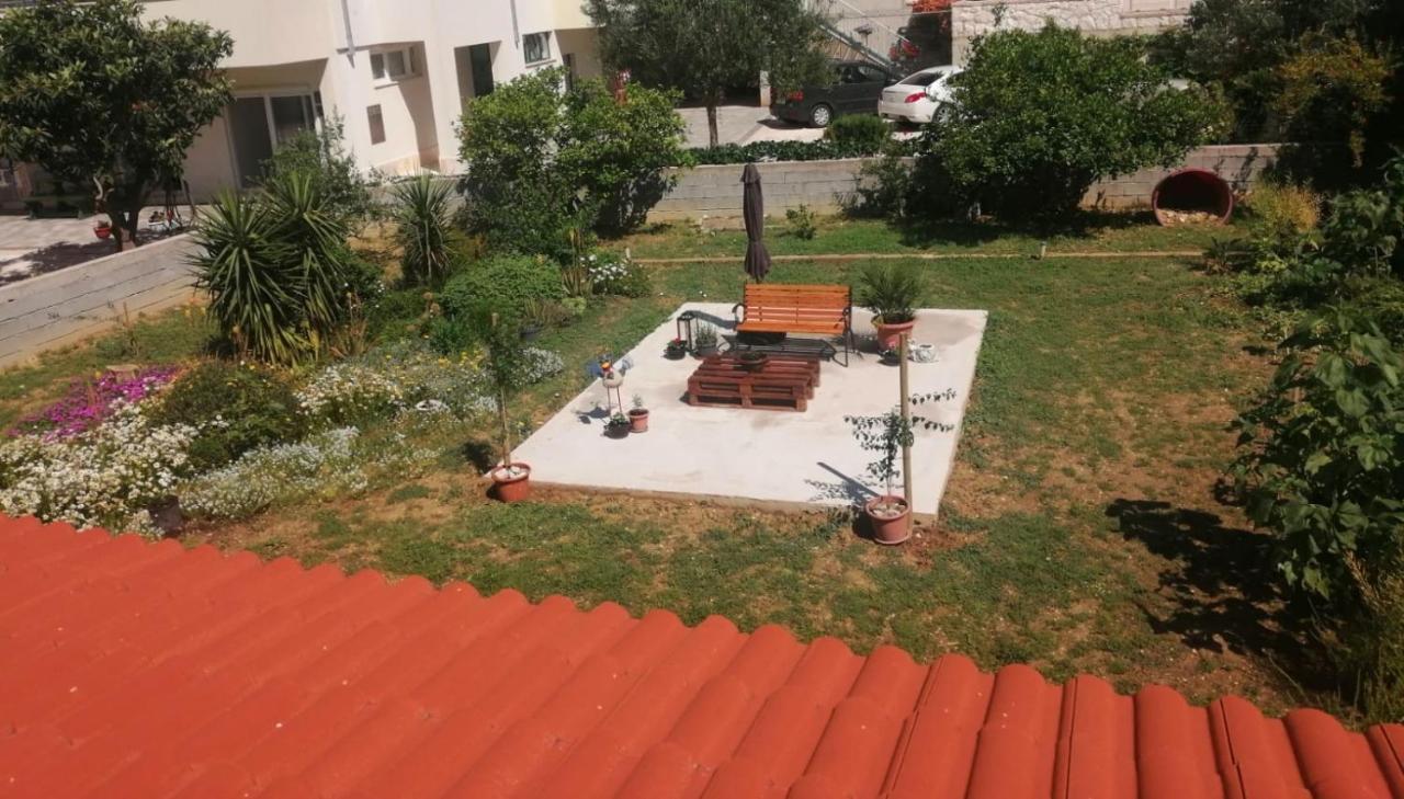 Apartmani “Kresimir” Omis Luaran gambar