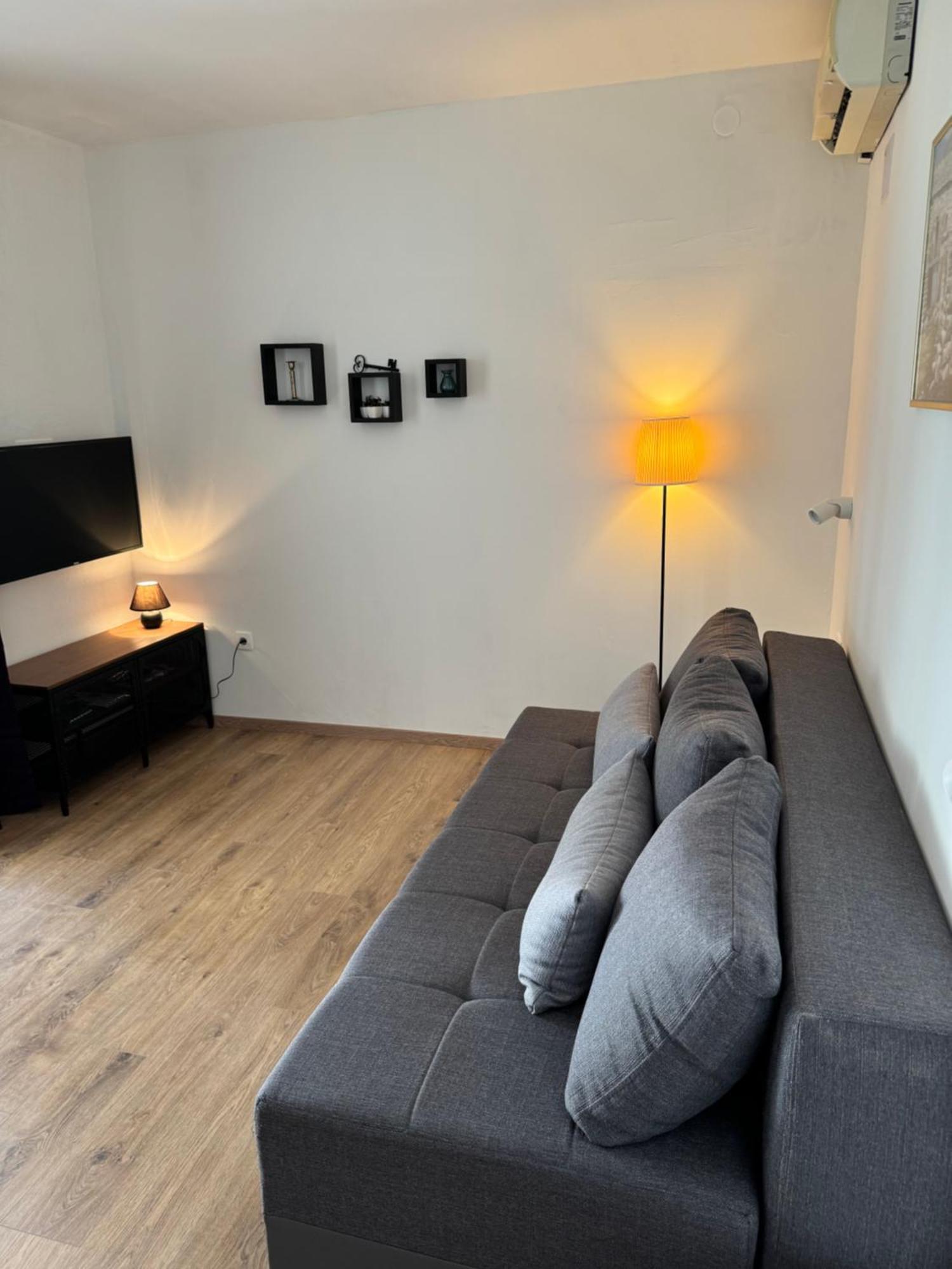 Apartmani “Kresimir” Omis Luaran gambar